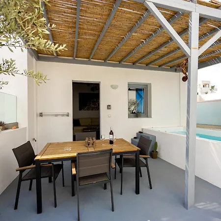 New Misilia & Private Jacuzzi Vothonas (Santorini)
