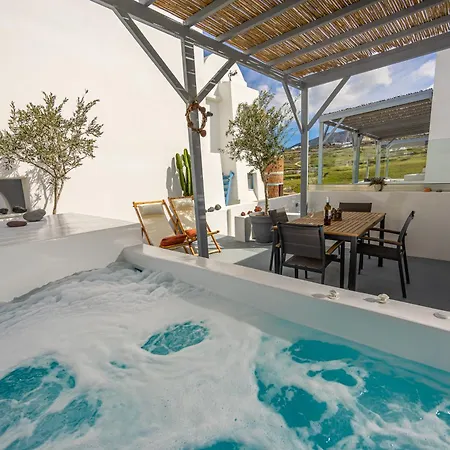 New Misilia & Private Jacuzzi Vothonas (Santorini)