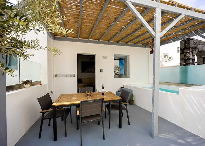 New Misilia & Private Jacuzzi Vóthon