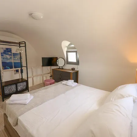 Villa New Misilia Suite & Private Jacuzzi